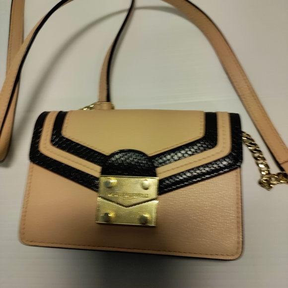 Beautiful Karl Lagerfeld Crossbody bag - Picture 1 of 8